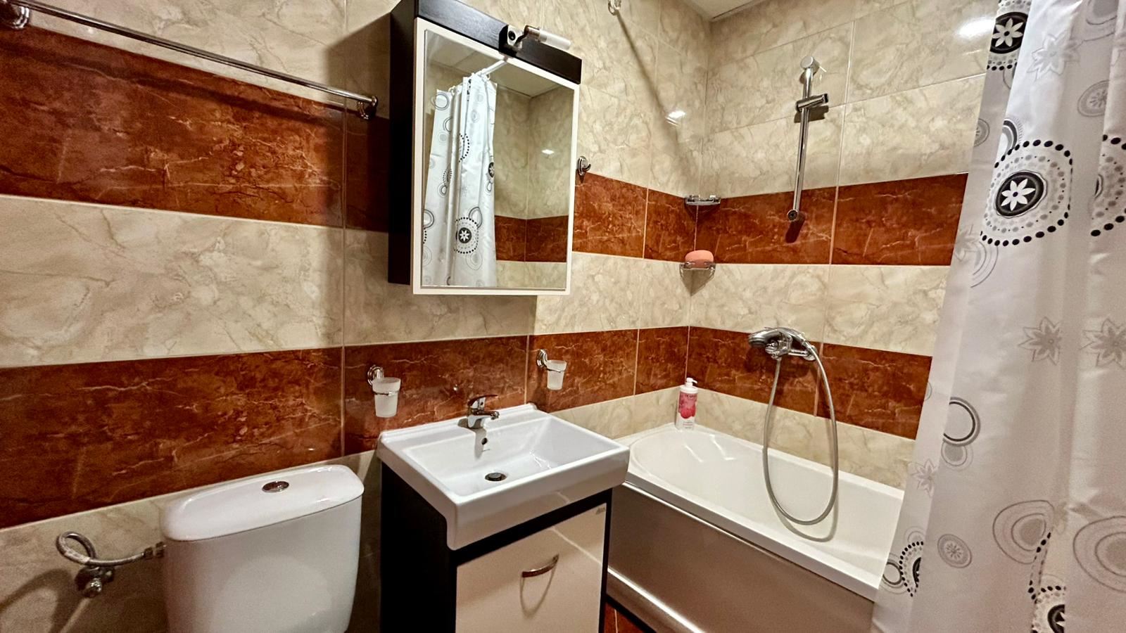 Święty Włas – apartament z trzema sypialniami z bezpośrednim panoramicznym widokiem na morze w kompleksie przy samej plaży