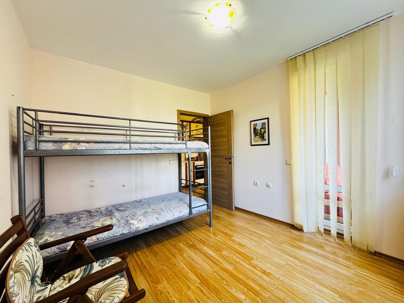 Przytulny apartament z dwiema sypialniami na parterze w Słonecznym Brzegu – doskonała inwestycja blisko aquaparku i morza