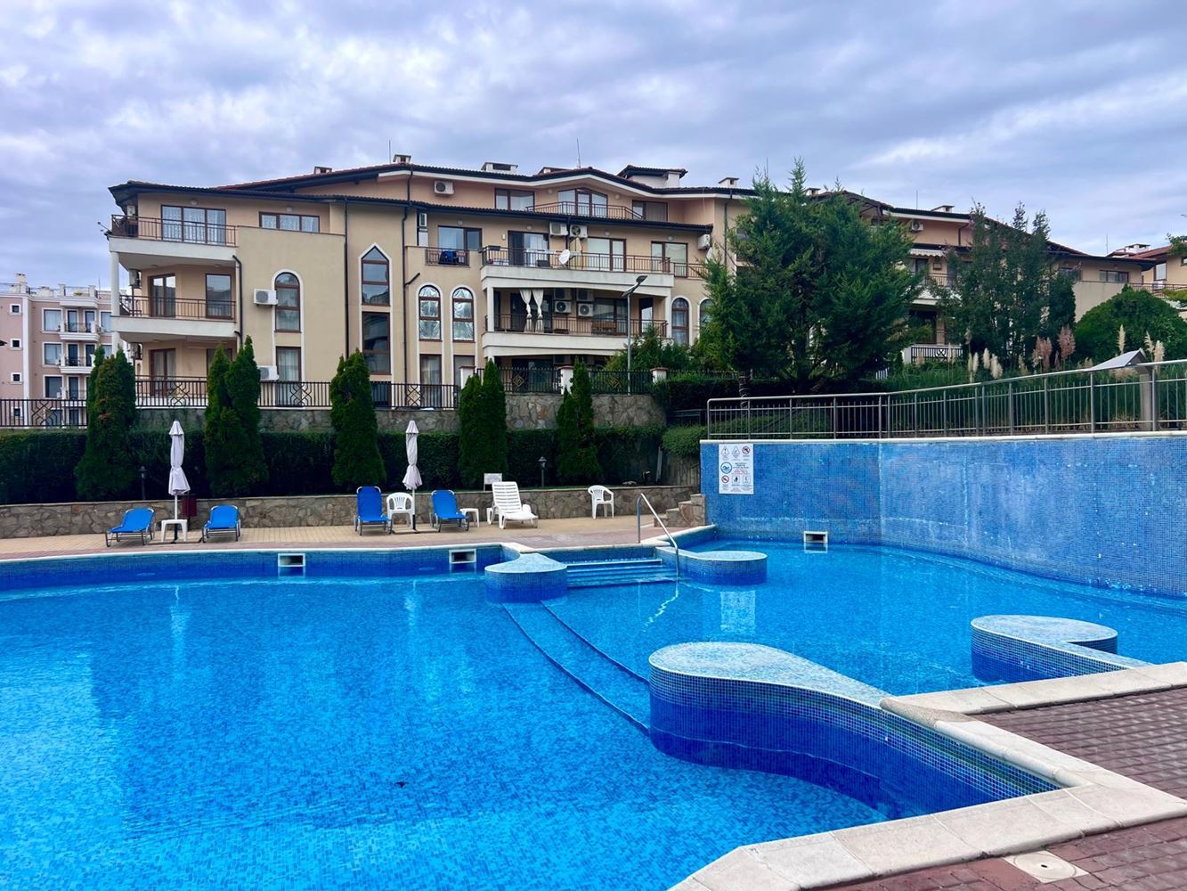 Studio z designerskim remontem w Świętym Własie – zaledwie 200 m od morza