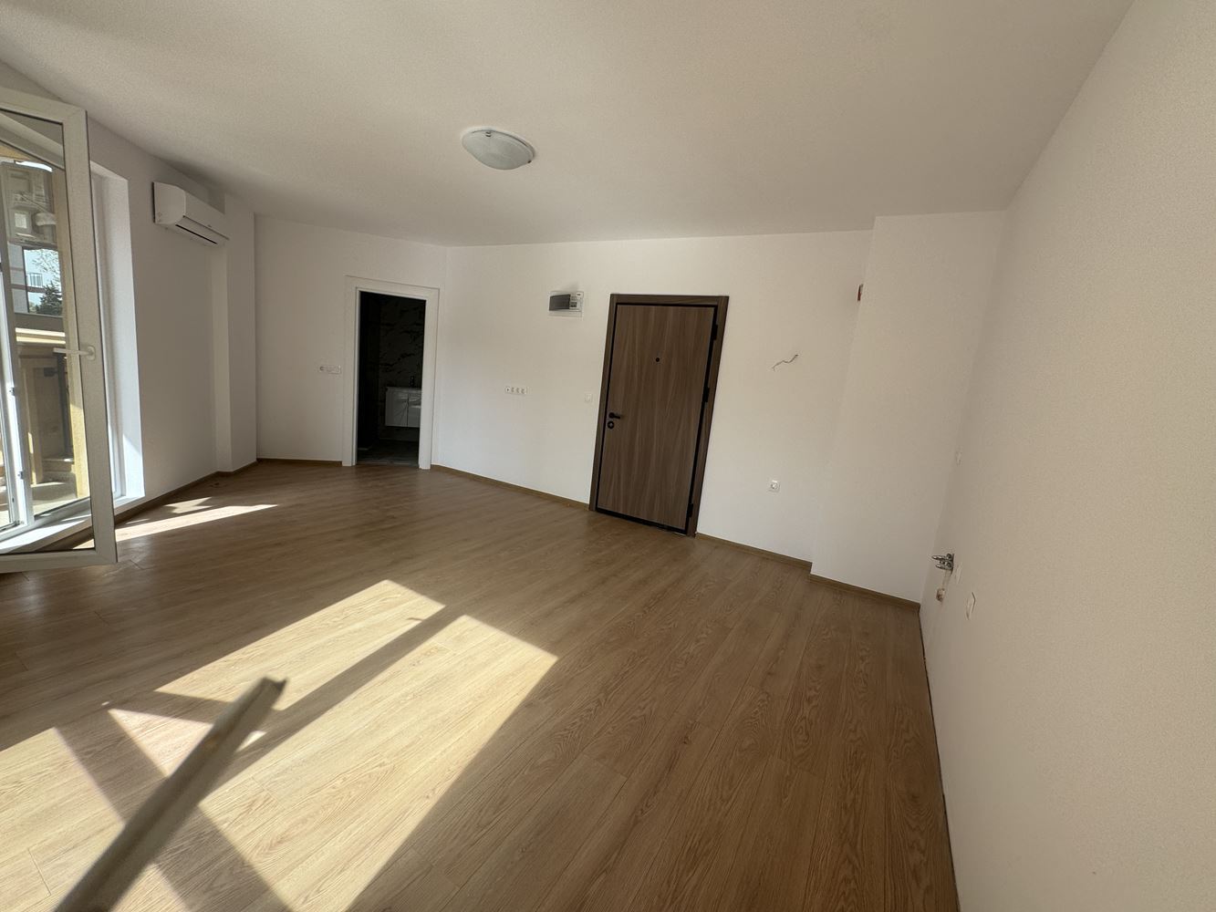 Studio w nowym luksusowym kompleksie w Słonecznym Brzegu z widokiem na basen i ogród