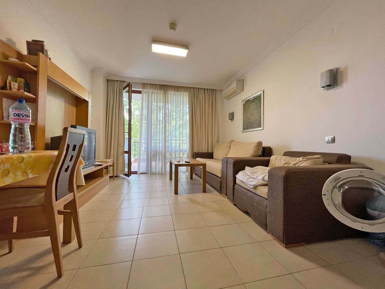 Wysoki standard i różnorodne udogodnienia – Doskonałe dwupokojowe mieszkanie w luksusowym kompleksie przy plaży w Ravda