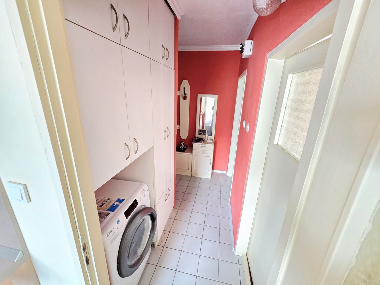 Nessebar – apartament z jedną sypialnią z oddzielną kuchnią i bez opłaty za utrzymanie