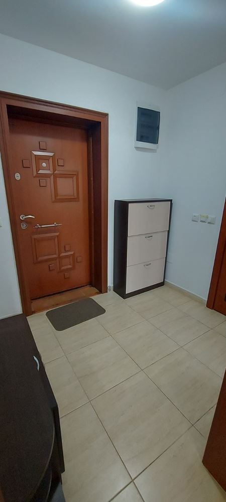  Przestronny apartament z panoramą morza w Sveti Vlas – komfort, zieleń i prestiżowa lokalizacja