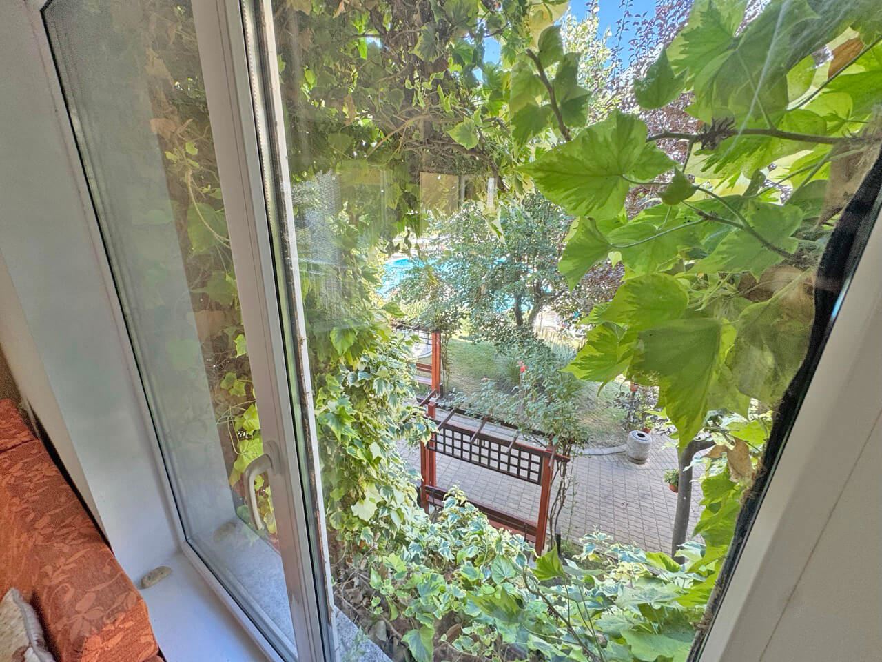 Apartament z jedną sypialnią z widokiem na basen, 100 m od plaży w Słonecznym Brzegu
