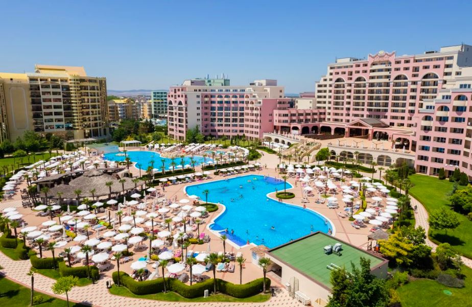 Luksusowy apartament nad morzem z panoramicznym widokiem w prestiżowym kompleksie w Słonecznym Brzegu