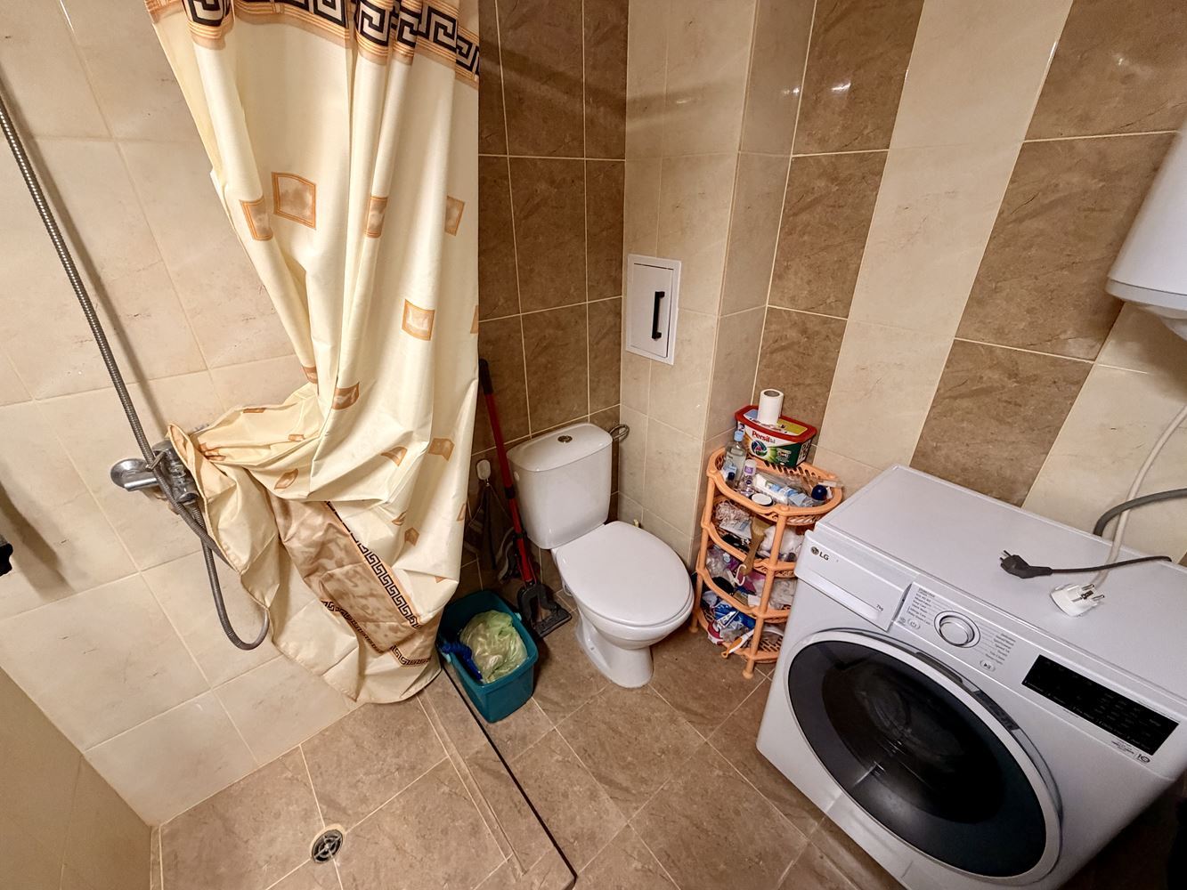 Przestronny apartament z jedną sypialnią w doskonałej lokalizacji w dzielnicy Czerno More, Nesebyr