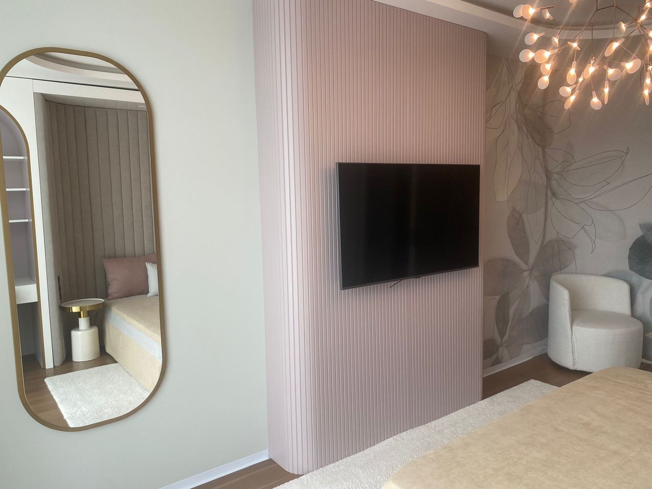 Elegancki i przestronny apartament trzypokojowy na pierwszej linii brzegowej w Nesebyrze – panoramiczny widok na morze i komfort premium
