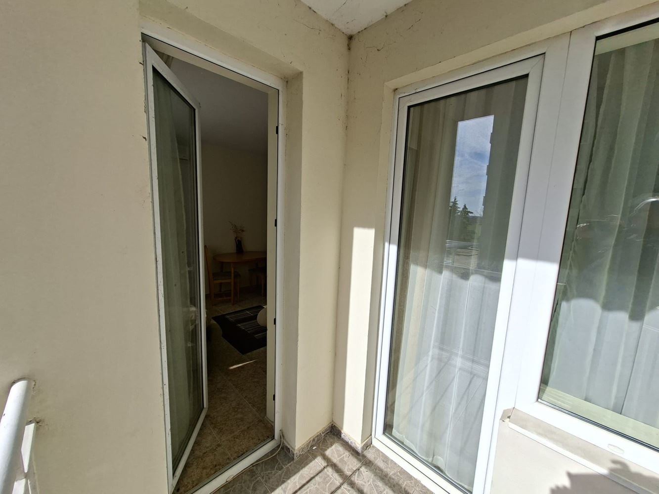 Apartament z jedną sypialnią 300 metrów od morza w Rawdzie – doskonała inwestycja i komfort dla całej rodziny