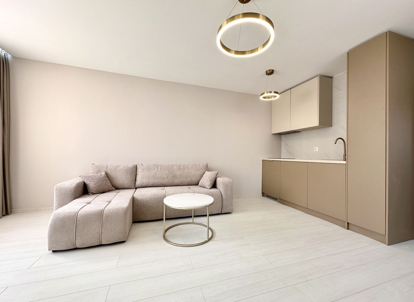 Przytulne mieszkanie z jedną sypialnią z widokiem na basen i tereny zielone w Słonecznym Brzegu – gotowe do użytku