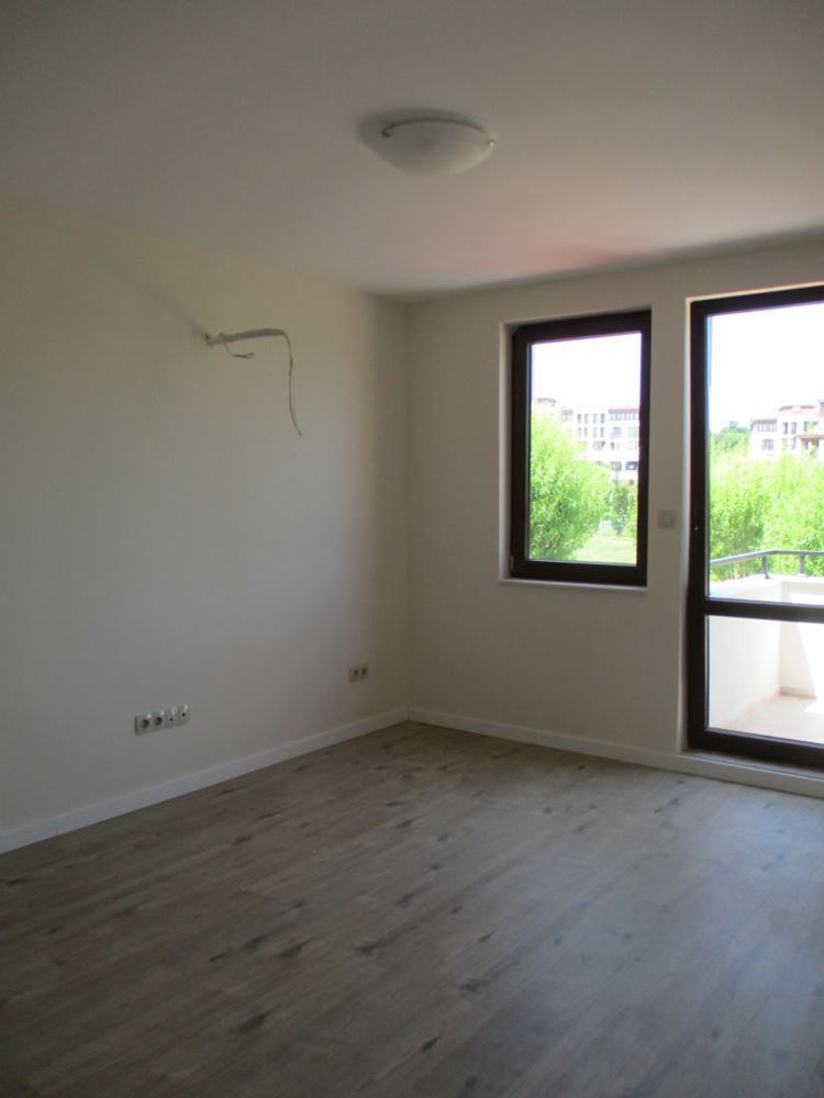 Dwupiętrowy dom typu townhouse w kompleksie „Green Life”, Sozopol – stylowe życie tuż przy plaży