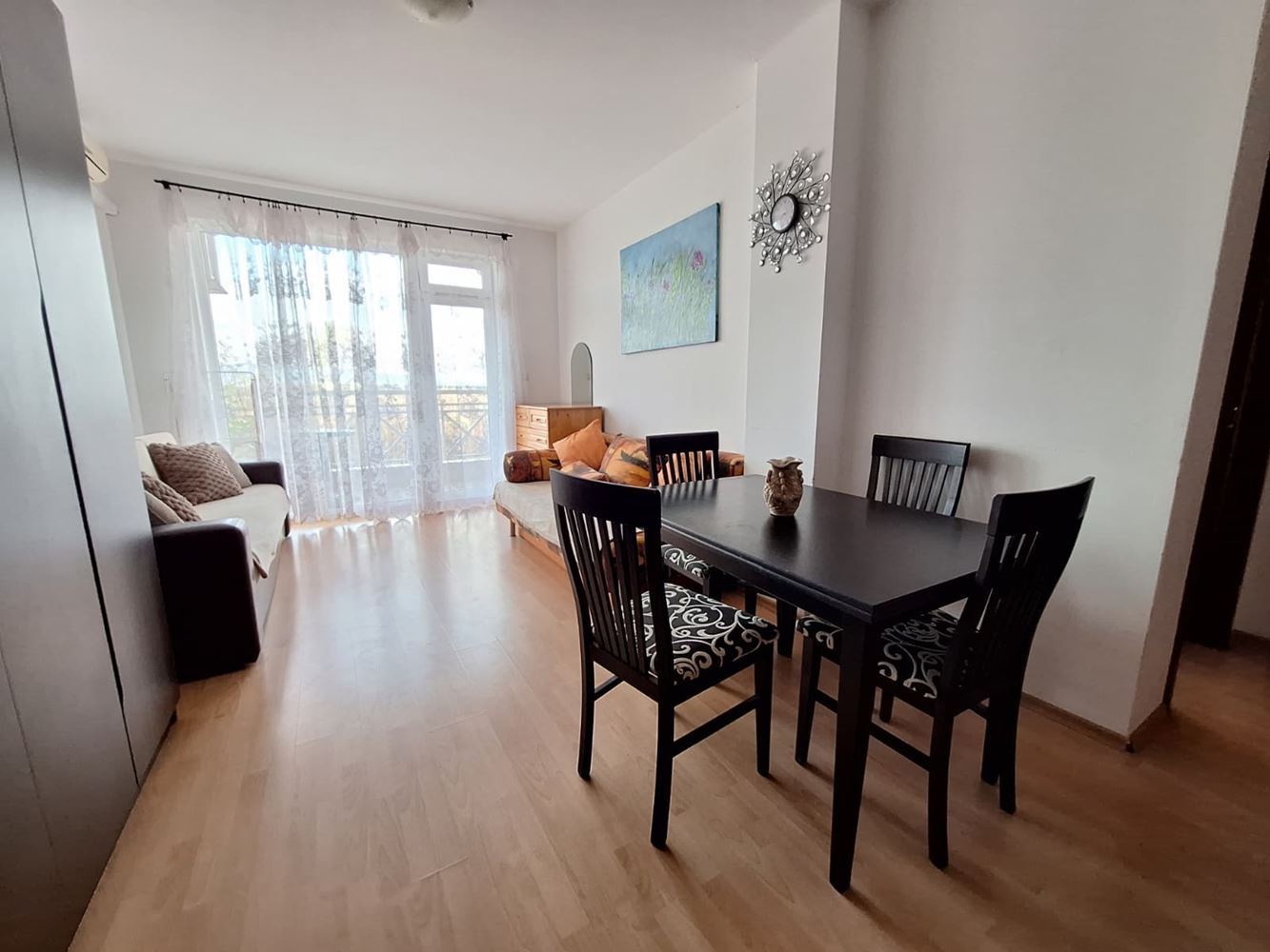 Przestronne mieszkanie z jedną sypialnią w luksusowym kompleksie z basenami i udogodnieniami sportowymi