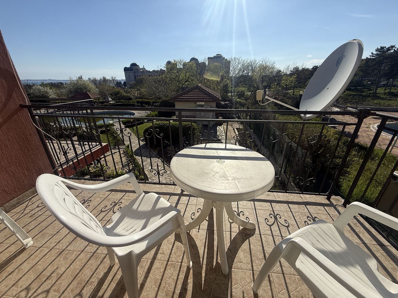 Dwupokojowe mieszkanie w Świętym Własie – 300 m od morza, doskonała infrastruktura i płatność ratalna do końca roku