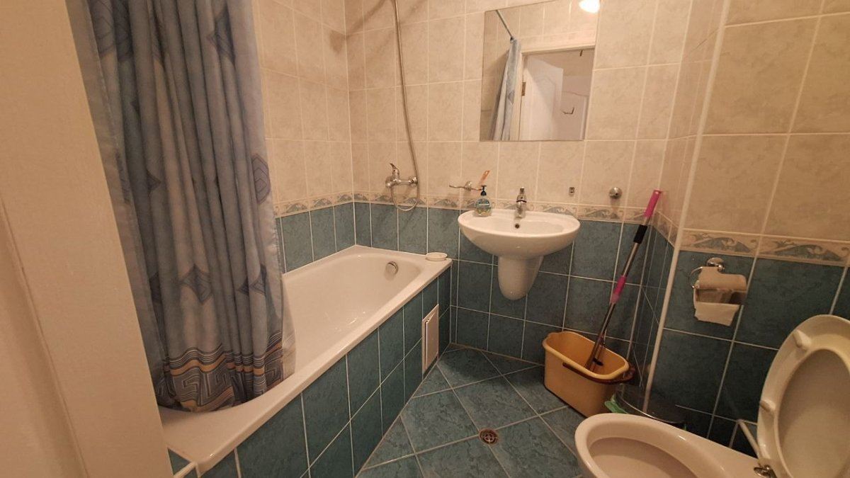 Przestronny apartament z dwiema sypialniami zaledwie kilka metrów od plaży w Rawdzie