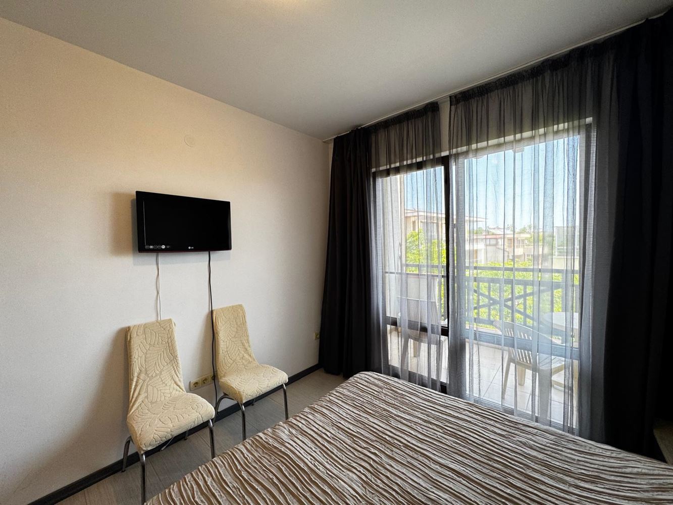 Apartament z widokiem na morze w Czernomorcu – komfort, luksusowy kompleks i idealna atmosfera wakacyjna