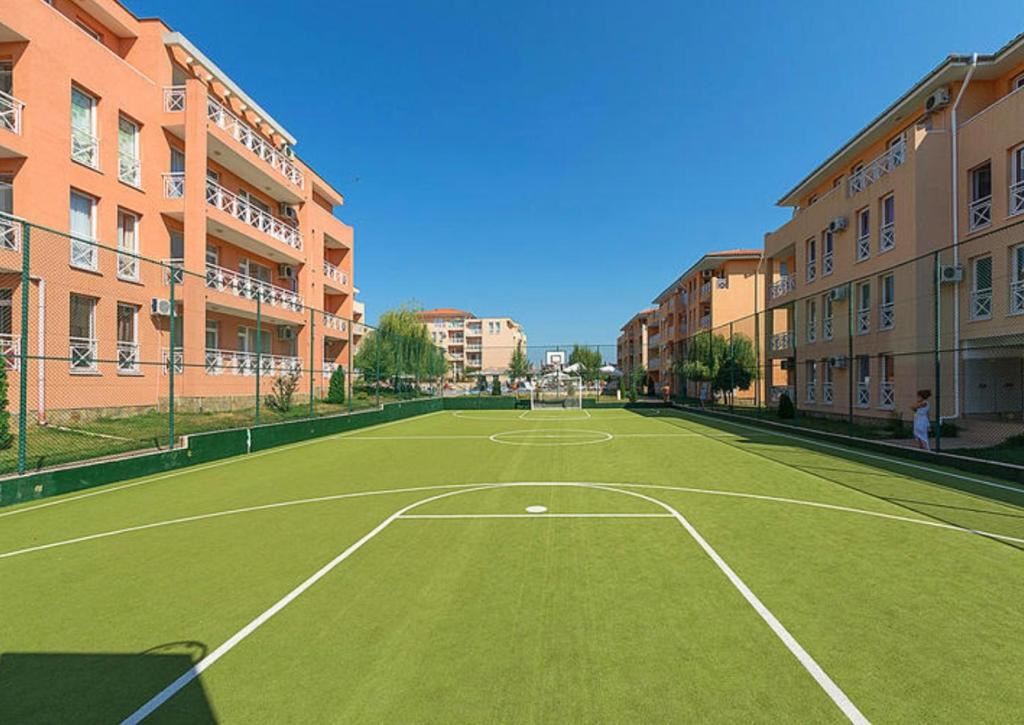 Przytulne mieszkanie z jedną sypialnią w nowoczesnym kompleksie w pobliżu Słonecznego Brzegu – komfort, spokój i doskonałe udogodnienia 