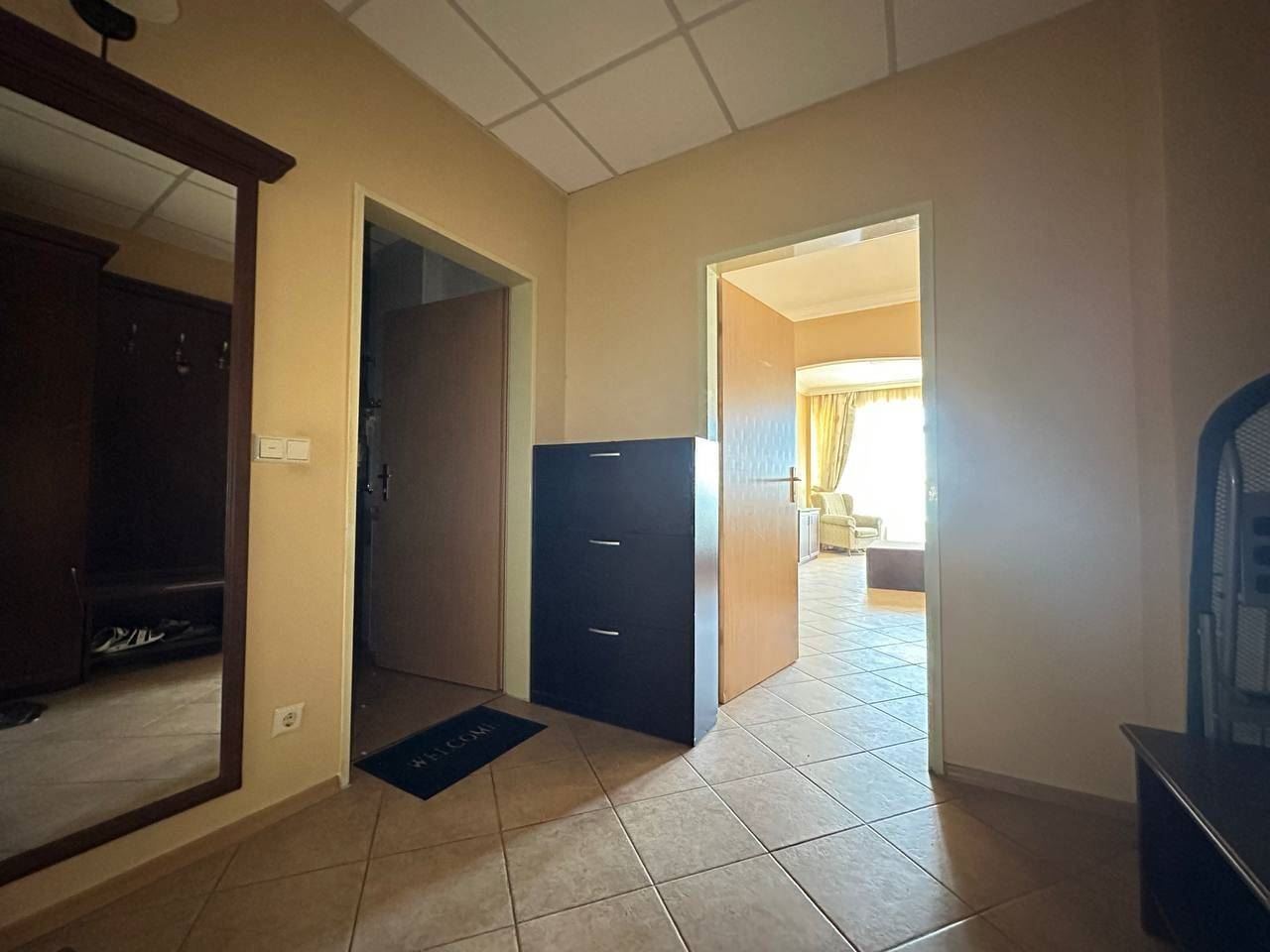 Przestronny apartament z widokiem na morze w pierwszej linii brzegowej w Pomorie – nieruchomość wakacyjna z atmosferą luksusowego kurortu