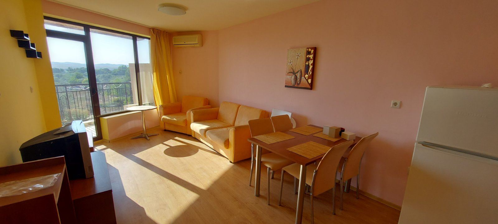 Przestronny apartament z jedną sypialnią w kompleksie z basenem i doskonałymi udogodnieniami w Słonecznym Brzegu