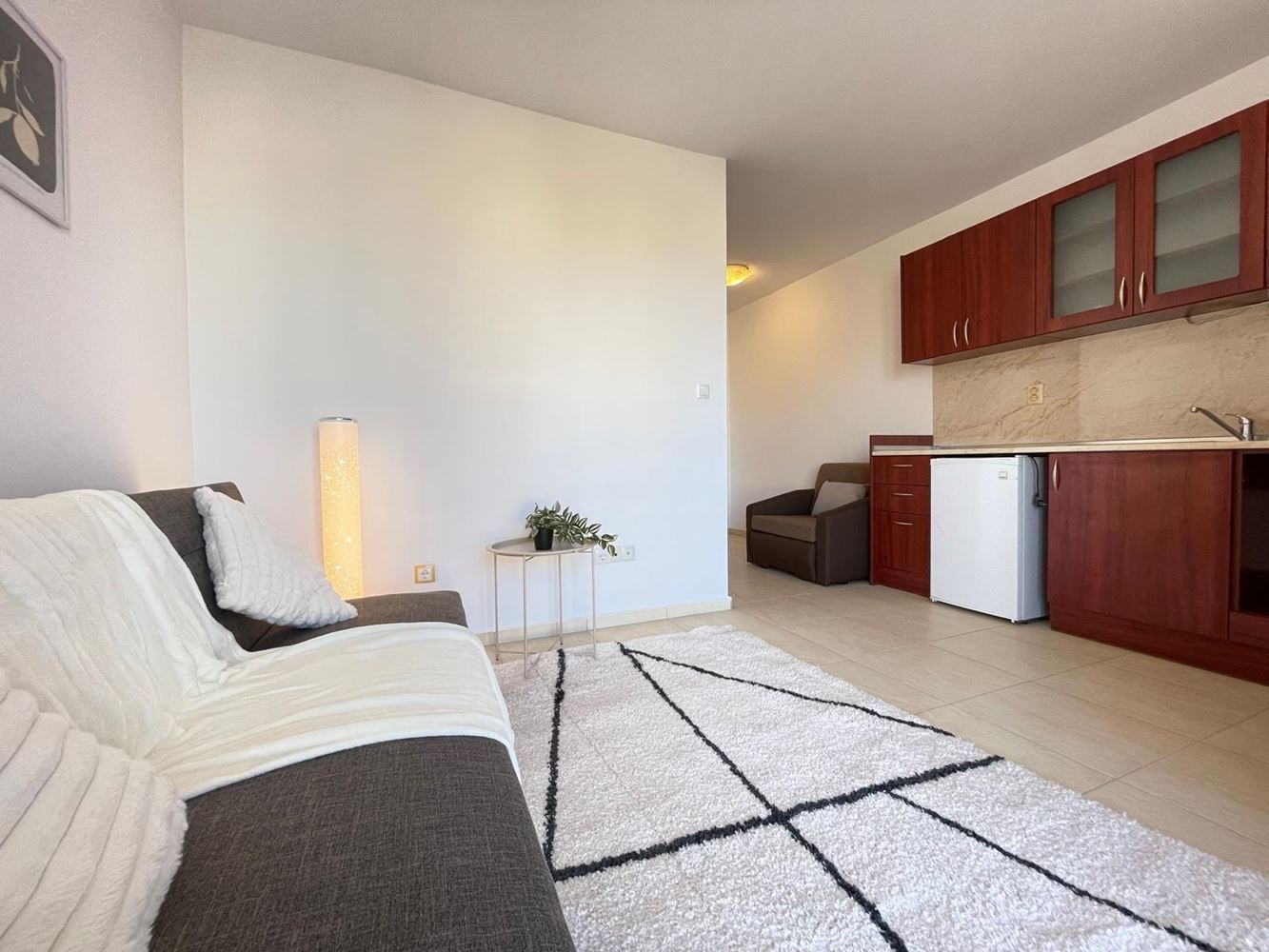 Stylowe umeblowane studio w całorocznym kompleksie w Słonecznym Brzegu, 400 metrów od plaży