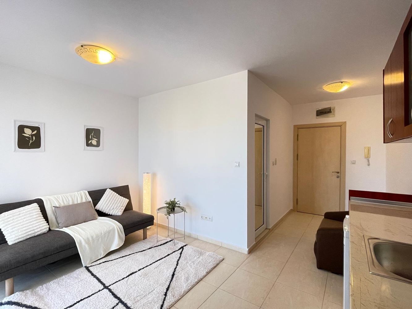 Stylowe umeblowane studio w całorocznym kompleksie w Słonecznym Brzegu, 400 metrów od plaży