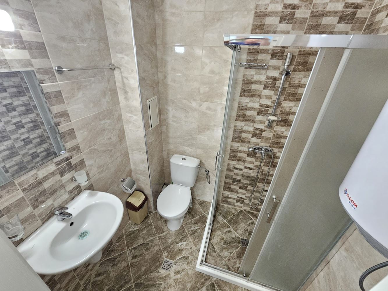Tylko 100 metrów od morza! Przestronny apartament z jedną sypialnią z widokiem na basen w jednym z najbardziej pożądanych kompleksów w Słonecznym Brzegu