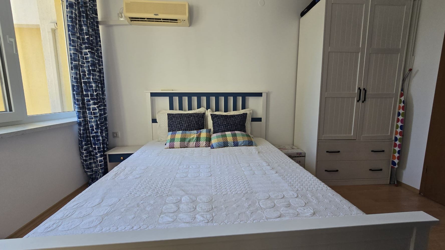 Stylowy apartament z jedną sypialnią w elitarnym kompleksie w Świętym Własie – komfort, spokój i całoroczna wygoda