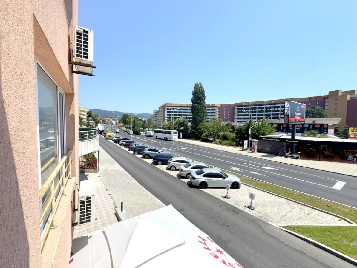Apartament z jedną sypialnią 300 metrów od plaży w Słonecznym Brzegu – doskonała okazja do remontu i inwestycji