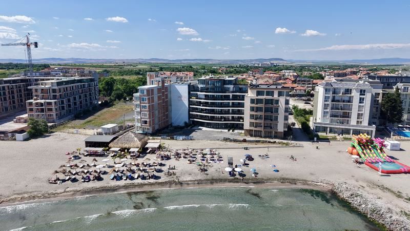 Mieszkanie trzypokojowe z panoramicznym widokiem na morze w Pomorie – pierwsza linia brzegowa, Plaża Południowa i brak opłaty za utrzymanie!