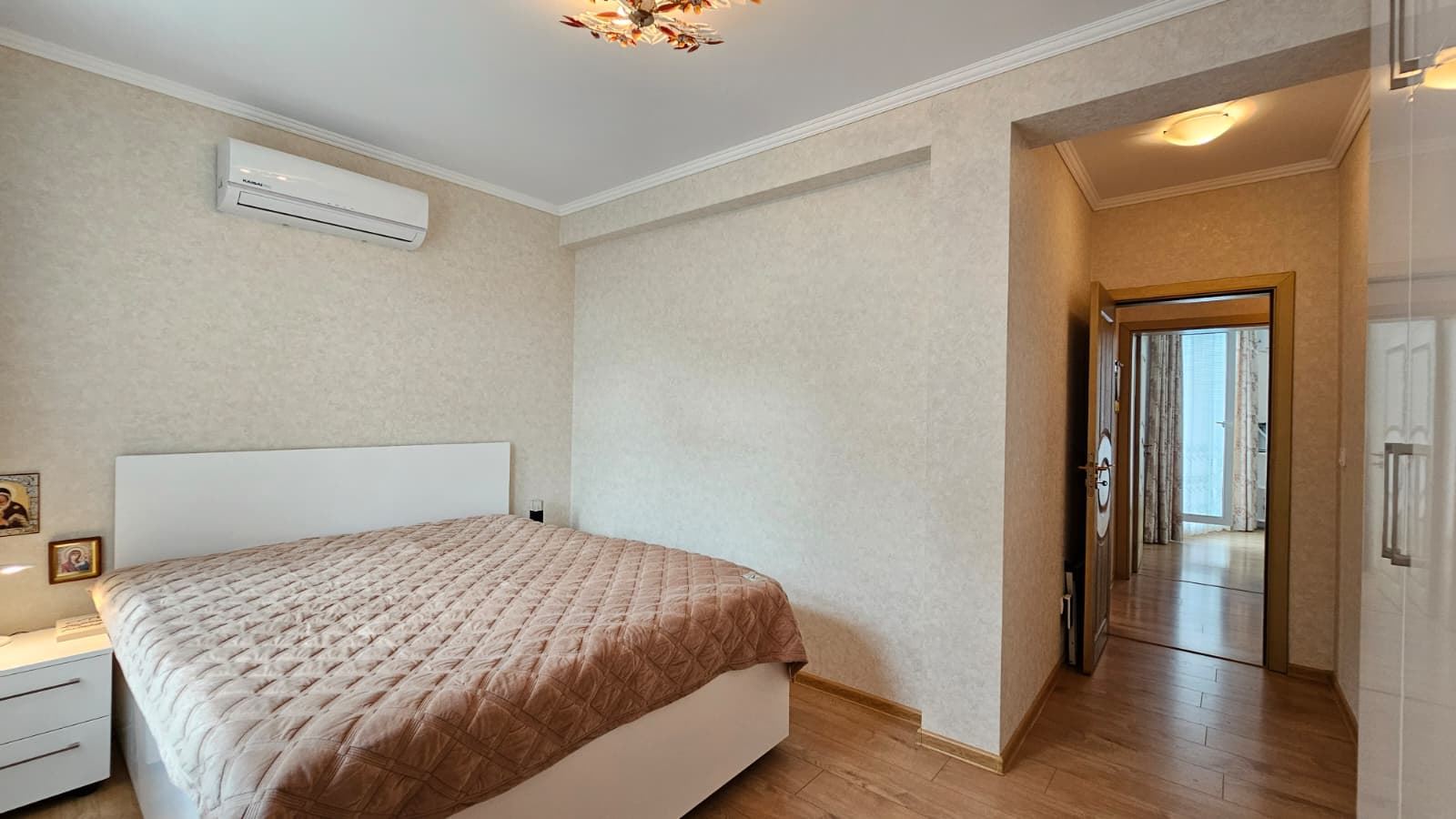 Przestronny penthouse z panoramicznym tarasem i sauną w nowoczesnym kompleksie mieszkaniowym w Słoneczny Brzeg