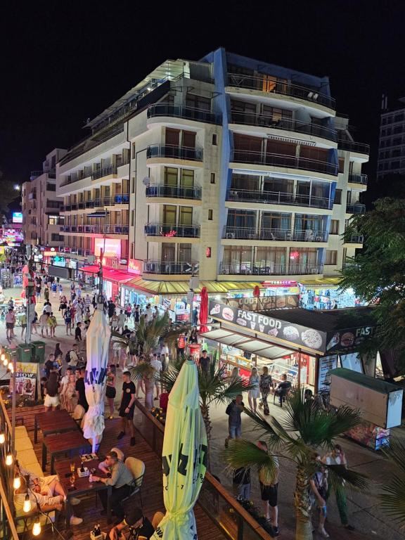 Ekskluzywna oferta w pierwszej linii w Słonecznym Brzegu – przestrzeń, luksus i doskonała inwestycja z widokiem na morze