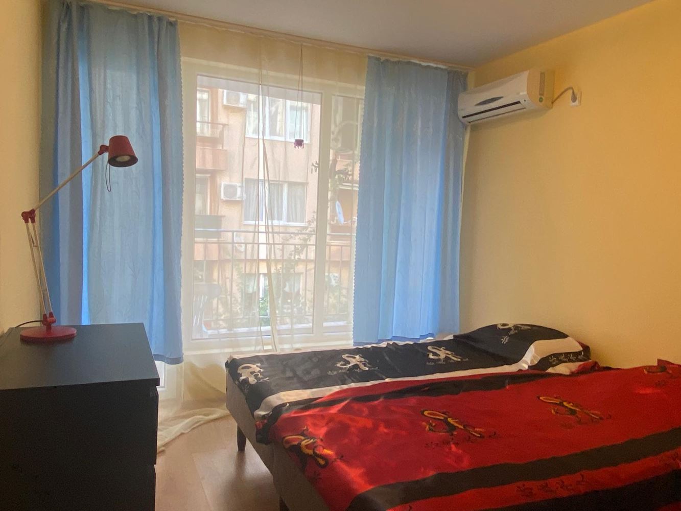 Umeblowany apartament z jedną sypialnią 50 m od morza w Pomorie