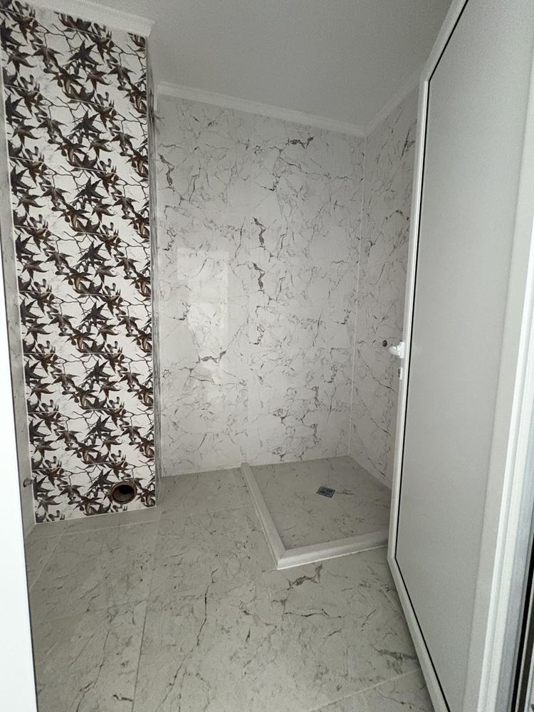 Przestronne dwupokojowe mieszkanie z widokiem na morze w Pomorie – gotowe do umeblowania