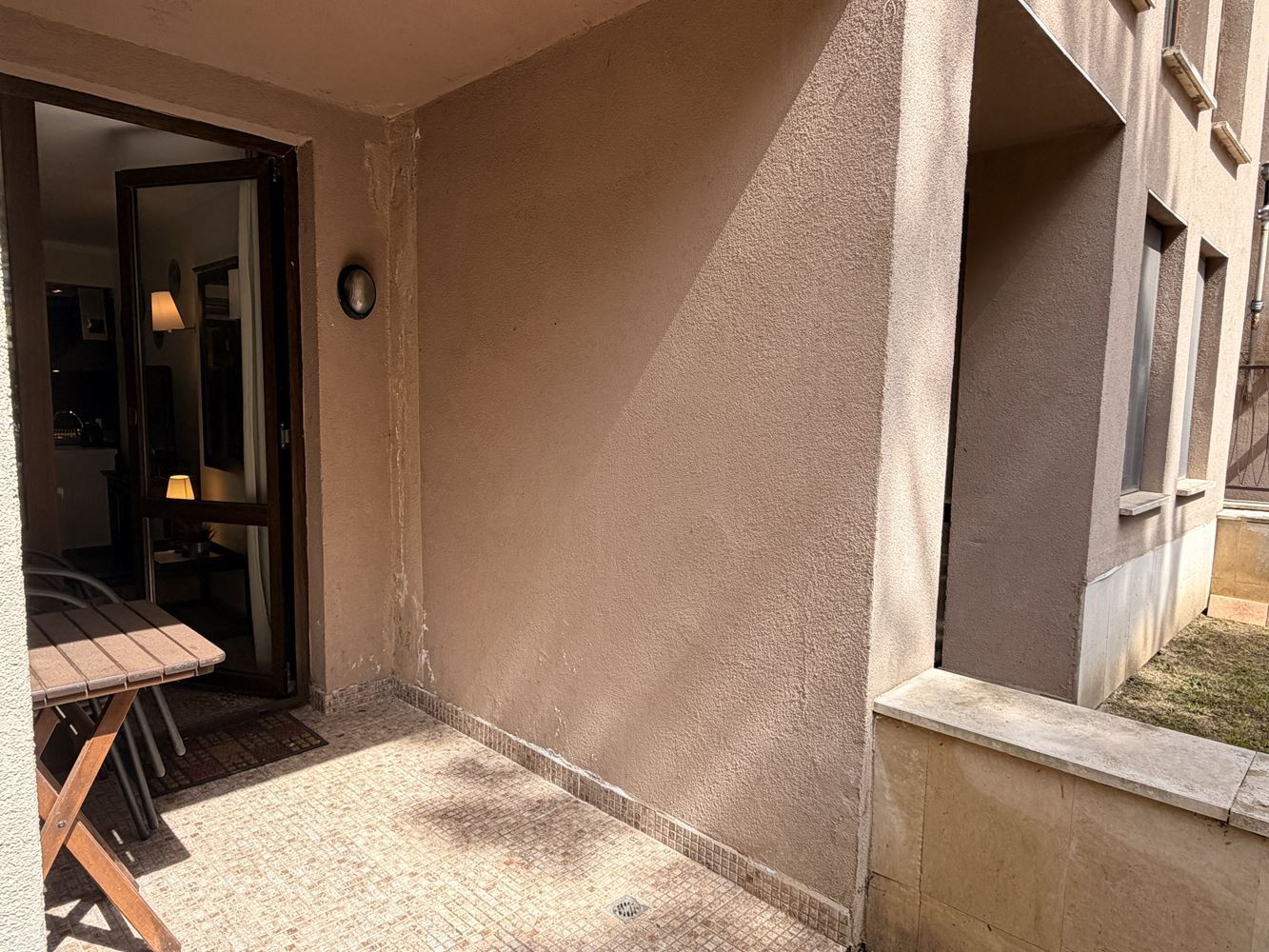 Ekskluzywne studio z ogrodem i bezpośrednim dostępem do basenu – 100 m od morza w Słonecznym Brzegu