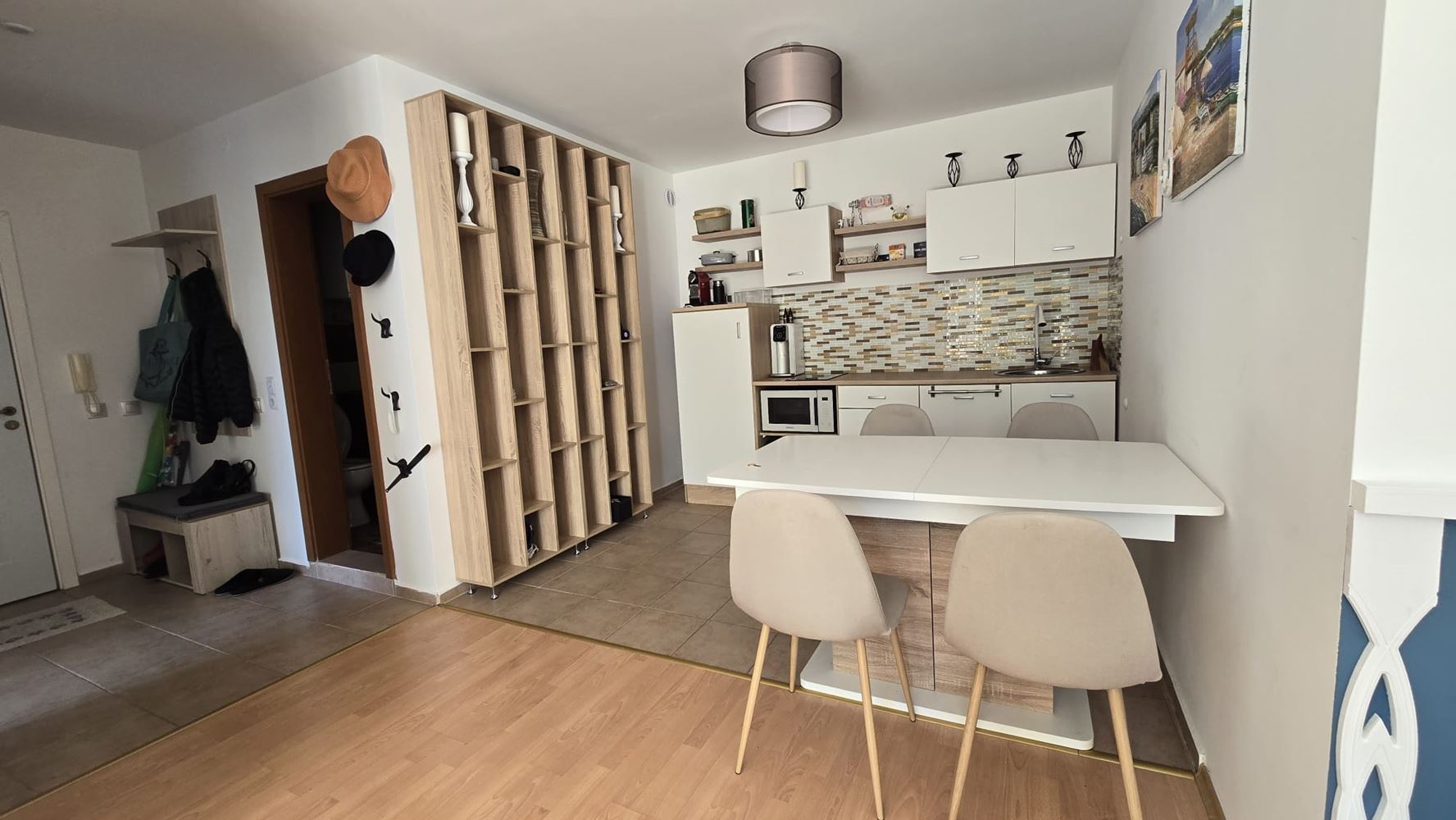 Stylowy apartament z jedną sypialnią w elitarnym kompleksie w Świętym Własie – komfort, spokój i całoroczna wygoda