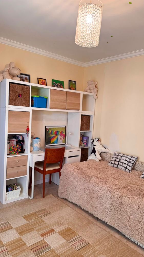 Apartament z dwiema sypialniami i widokiem na morze wśród sosen – luksus i spokój przy samej plaży w Sozopolu