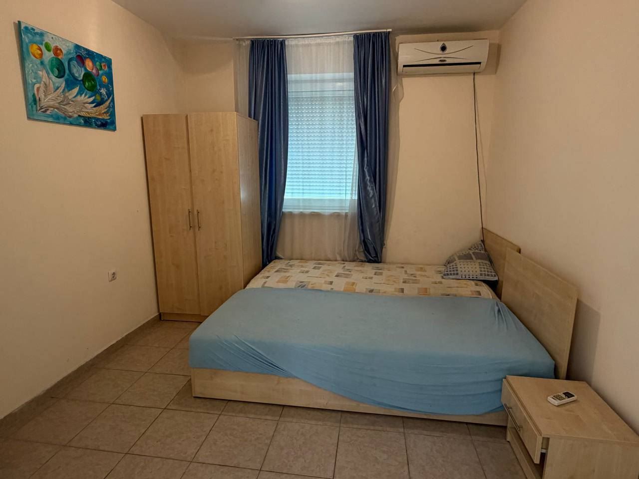 Przestronny apartament z dwiema sypialniami 200 m od plaży w Słonecznym Brzegu – z niską opłatą za utrzymanie