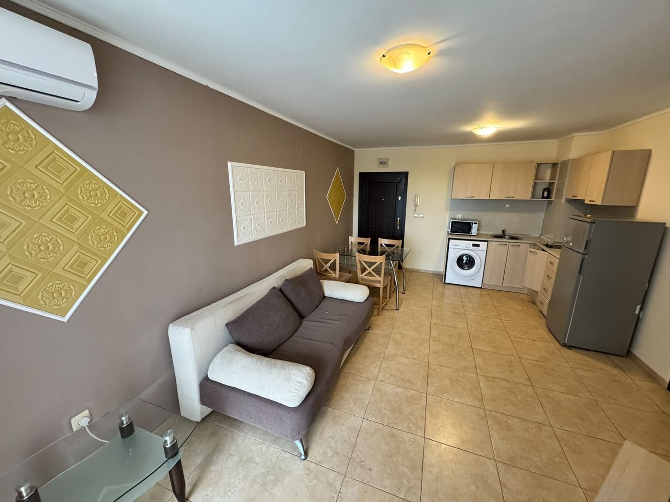 Apartament z jedną sypialnią i widokiem na basen w Nessebarze – komfort, morze oraz doskonałe warunki do wypoczynku i inwestycji