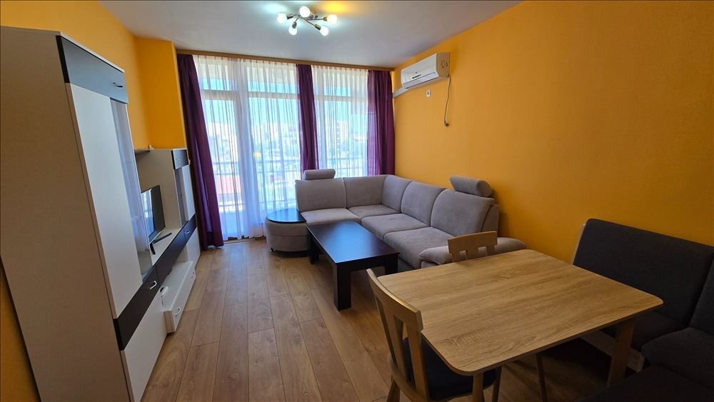 Mieszkanie z jedną sypialnią bez opłaty za utrzymanie w Sarafowie – po odświeżeniu