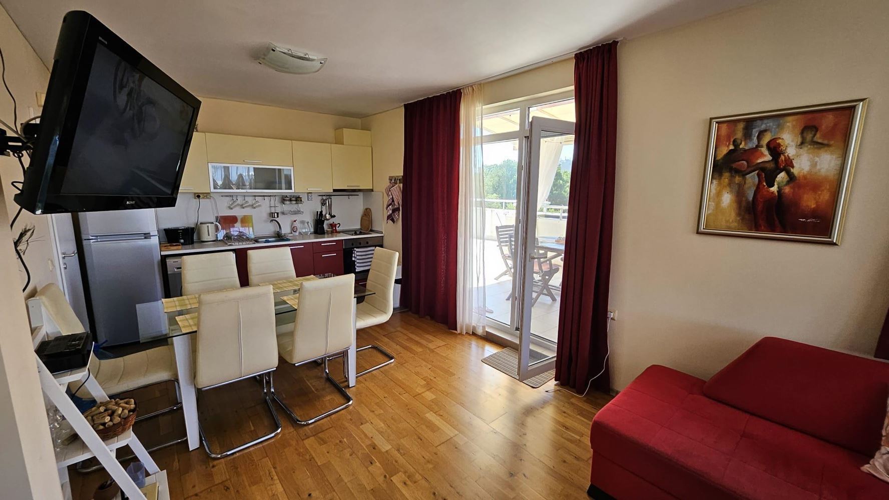 Apartament z dwiema sypialniami w pierwszej linii brzegowej w Kiten z panoramicznym widokiem na morze i imponującymi tarasami