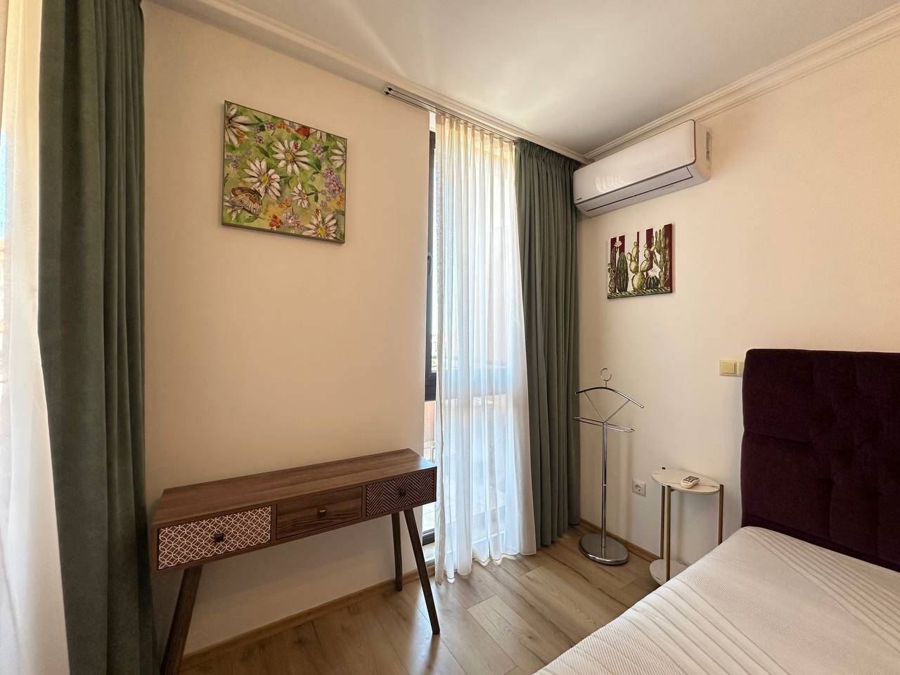 Apartament z dwiema sypialniami i widokiem na morze, 200 m od plaży w Świętym Własie