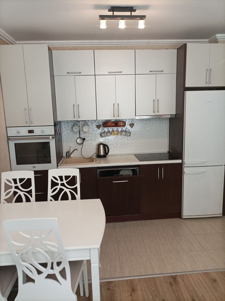 Apartament z jedną sypialnią i prywatnym ogródkiem w Słonecznym Brzegu – Twoja zielona oaza nad morzem