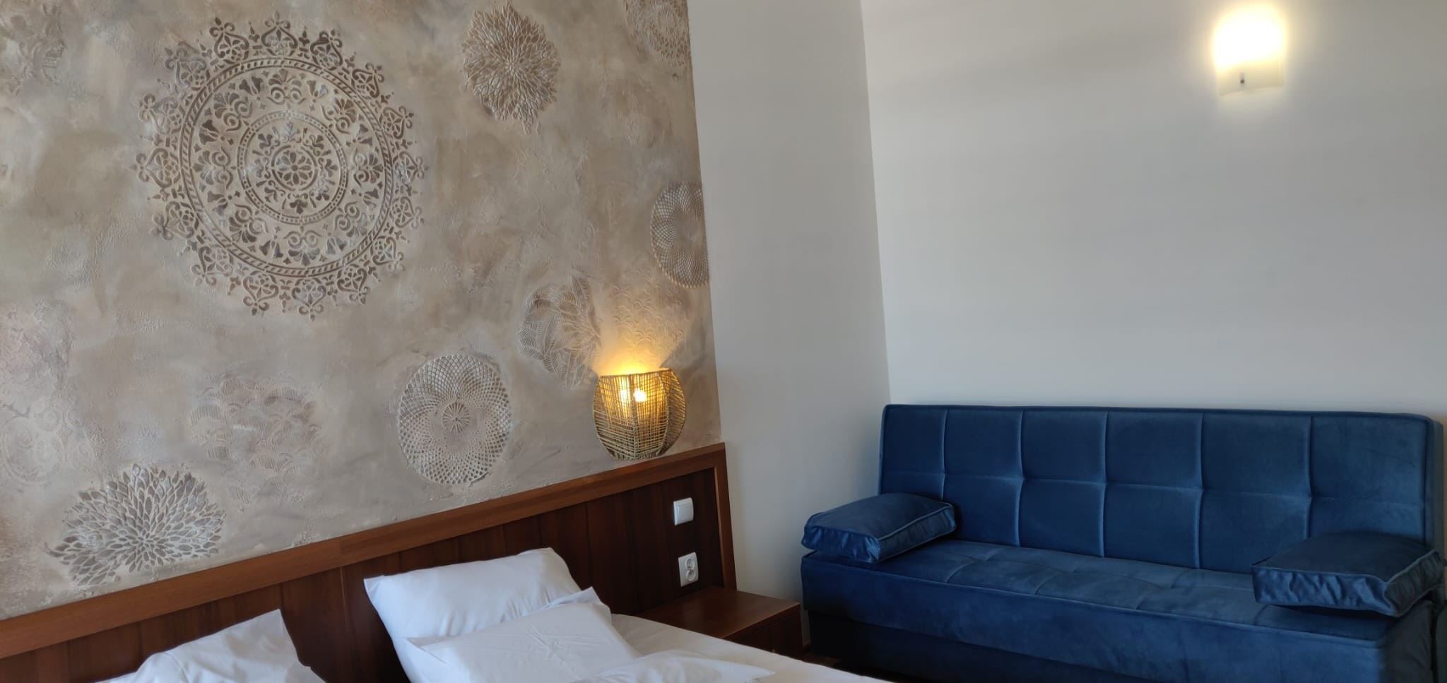 Przestronny apartament z jedną sypialnią i częściowym widokiem na morze – Słoneczny Brzeg, 100 m od plaży