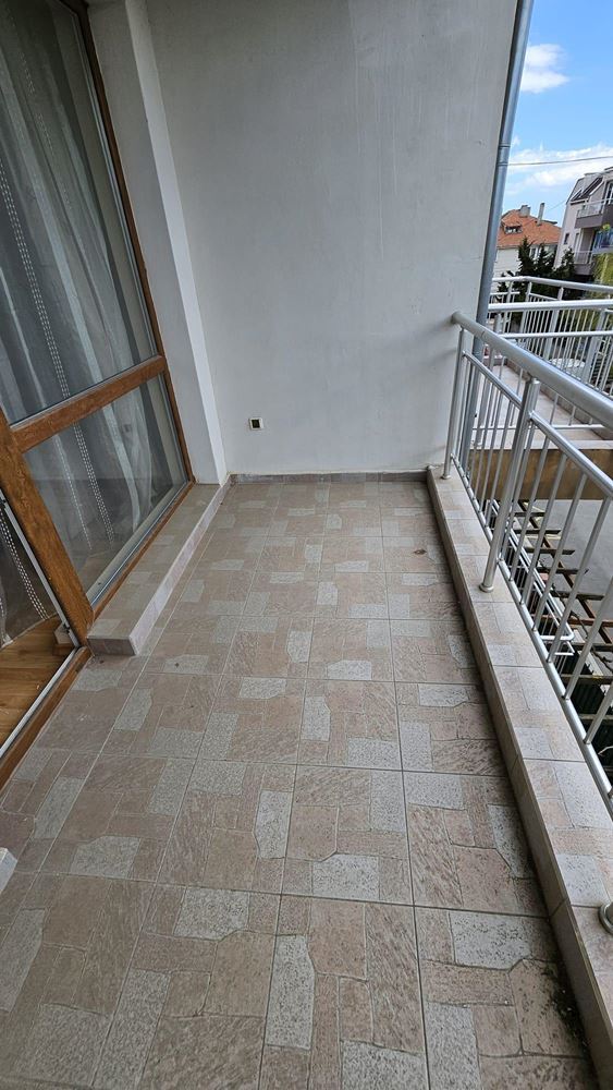  Umeblowane studio w Rawdzie bez opłaty eksploatacyjnej – tylko 200 metrów od morza