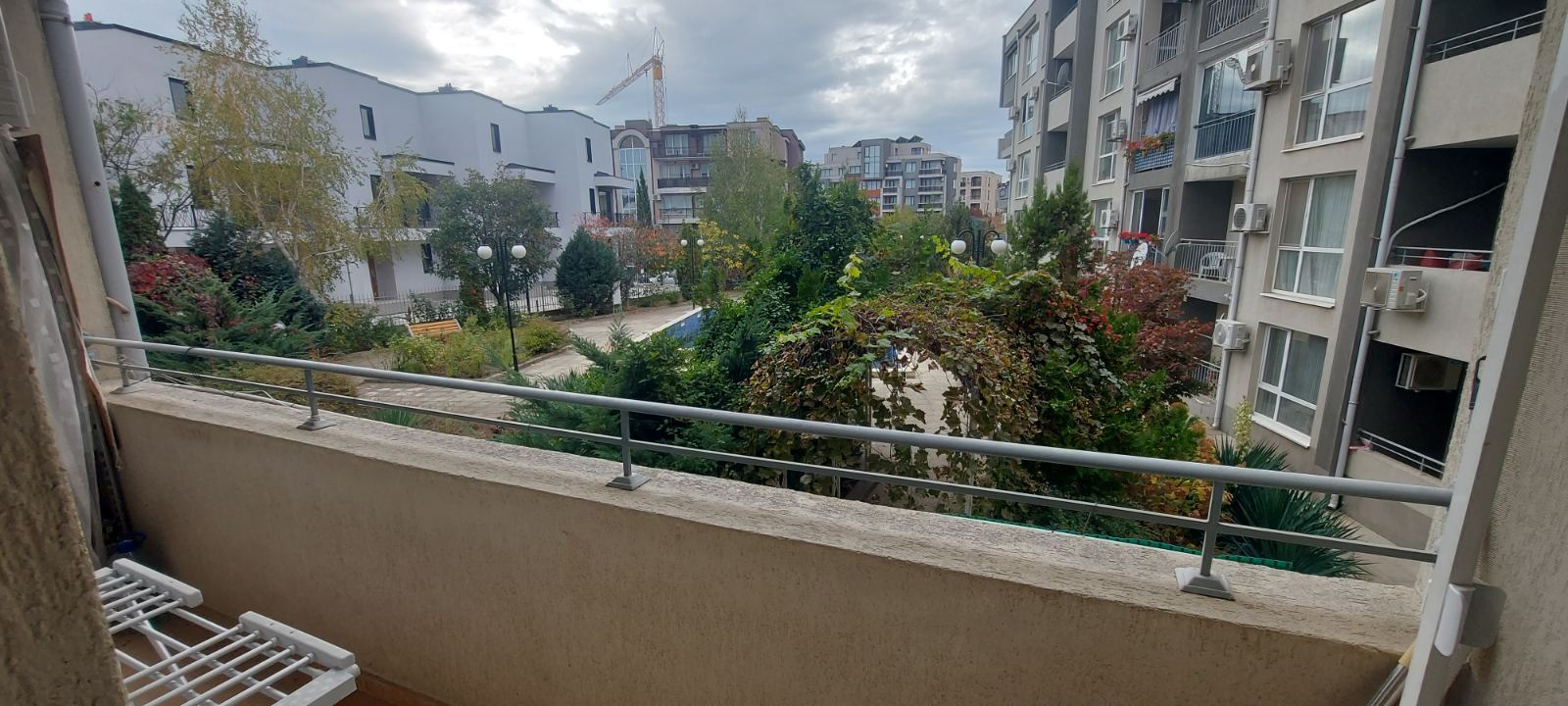 Apartament z jedną sypialnią w Sveti Vlas, z niską opłatą za utrzymanie i udogodnieniami do całorocznego użytkowania