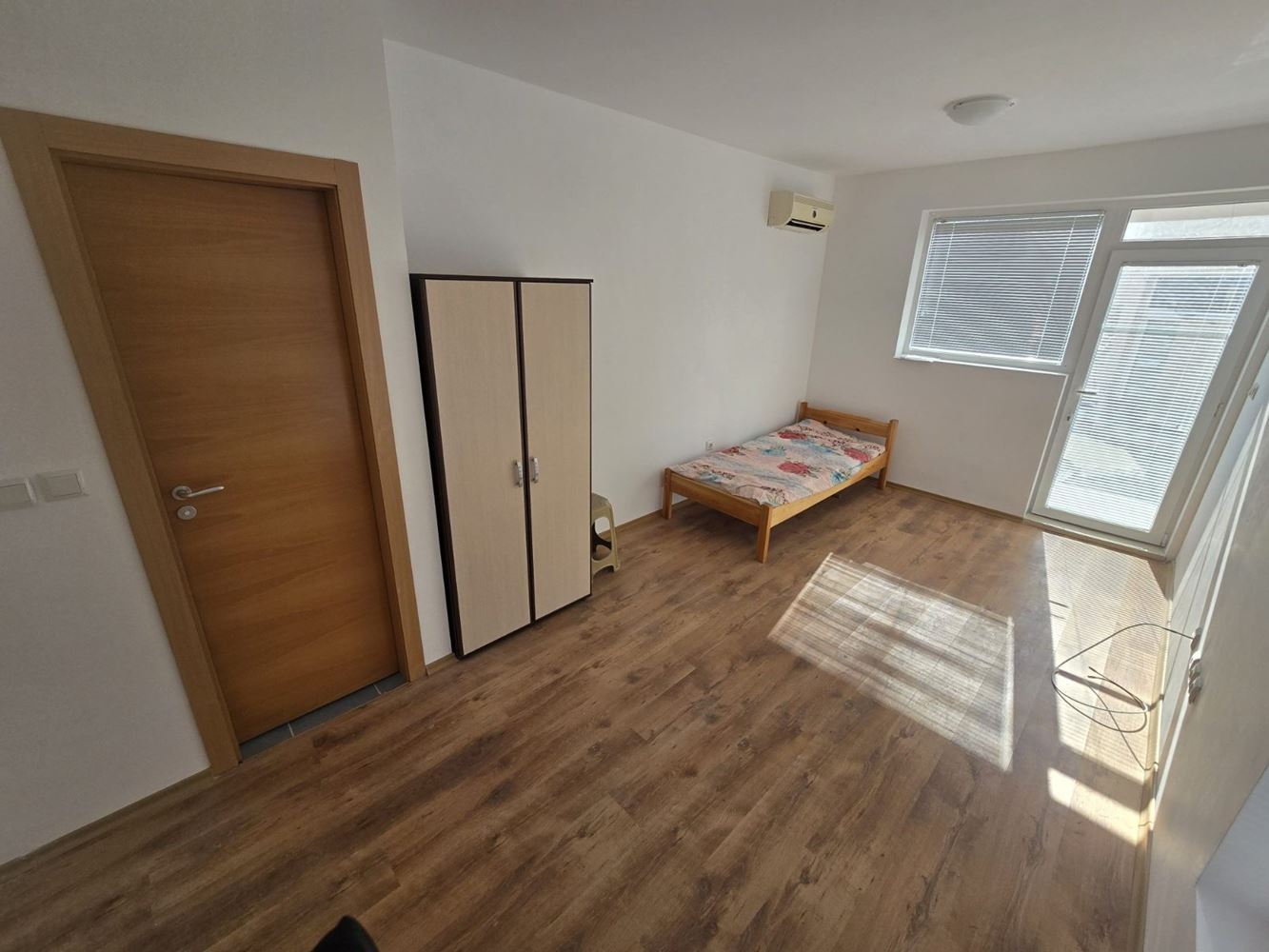  Przytulne studio z osobnym wejściem i ekspozycją południowo-zachodnią – spokój i komfort blisko Słonecznego Brzegu