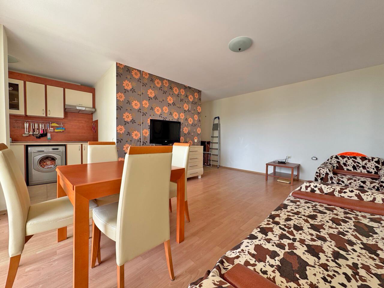 Apartament z jedną sypialnią z widokiem na morze i basen w prestiżowym kompleksie w Sveti Vlas