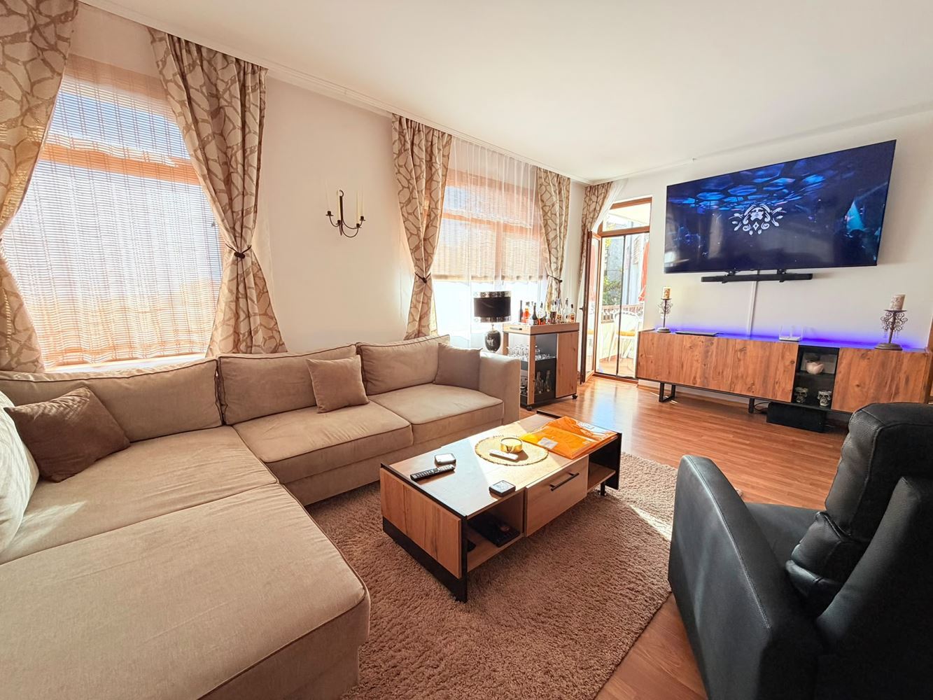Luksusowy apartament z dwiema sypialniami i widokiem na basen w Aheloy – w pełni umeblowany i gotowy do zamieszkania