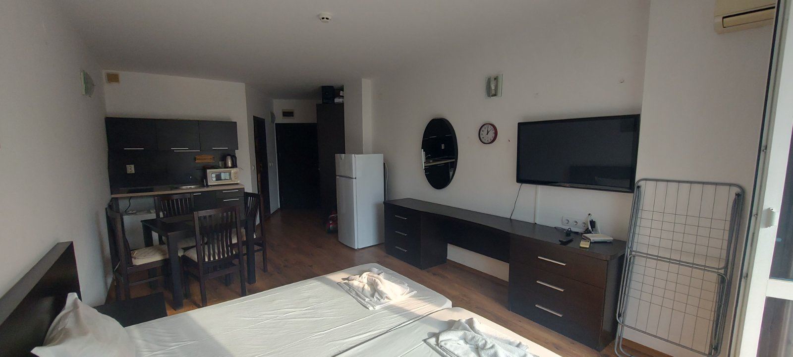 Umeblowane studio w kompleksie z basenem i spa w Sarafowie – 200 metrów od plaży