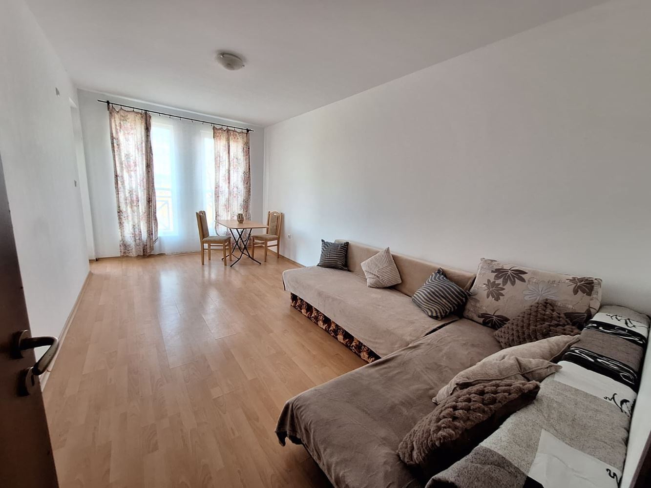 Przestronne mieszkanie z jedną sypialnią w luksusowym kompleksie z basenami i udogodnieniami sportowymi