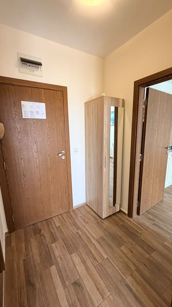 Dwupokojowy apartament z panoramicznym widokiem, o krok od morza w Rawdzie