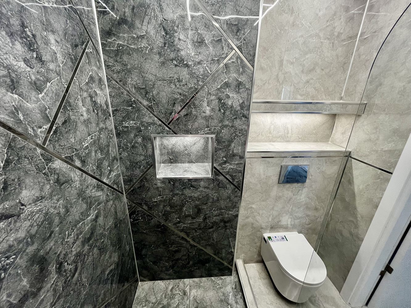 Nowoczesny apartament z jedną sypialnią z panoramicznym widokiem w prestiżowym kompleksie – gotowy do zamieszkania